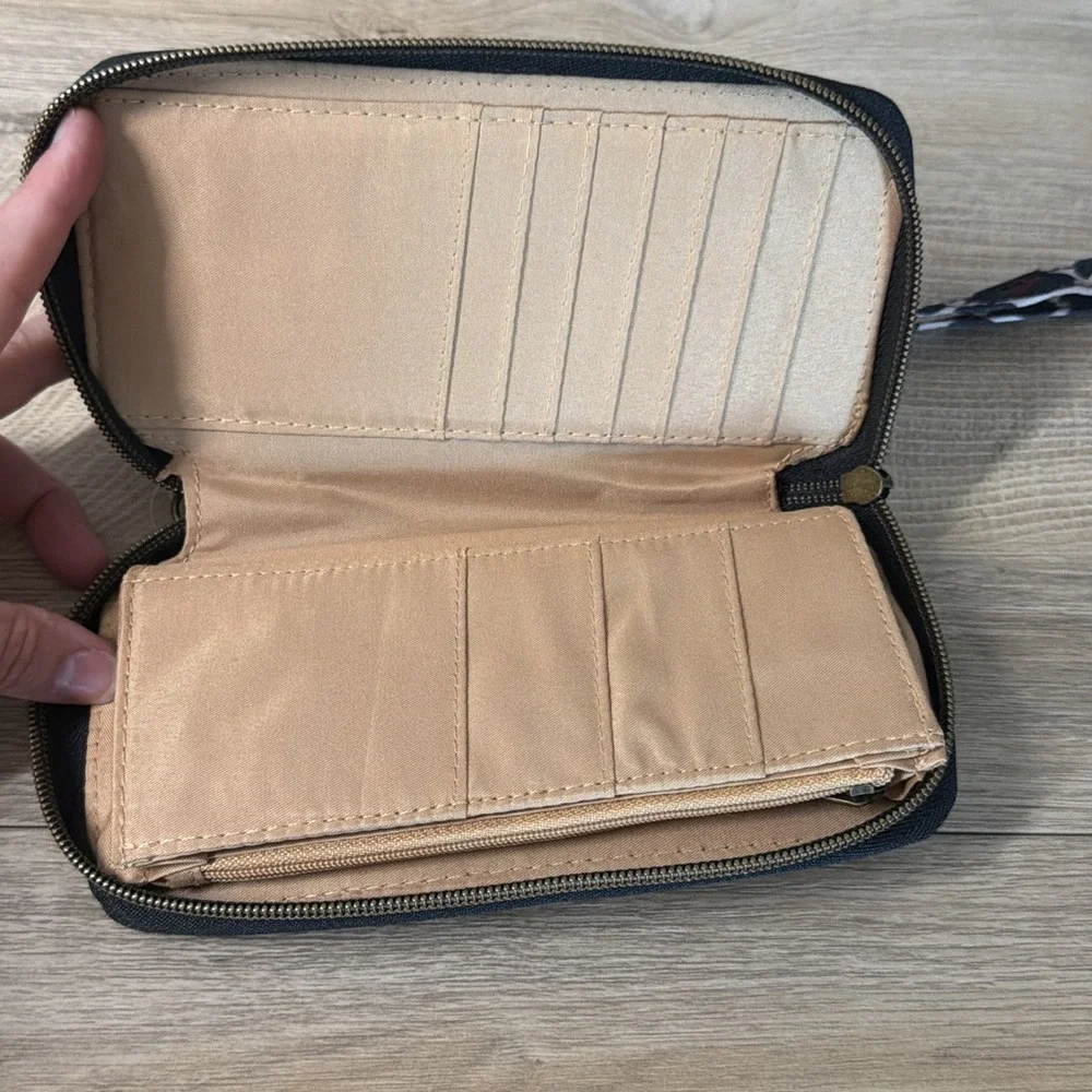 Travelon safe id